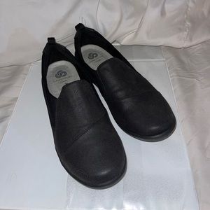 CLARKS BLACK SLIP-ON SHOES